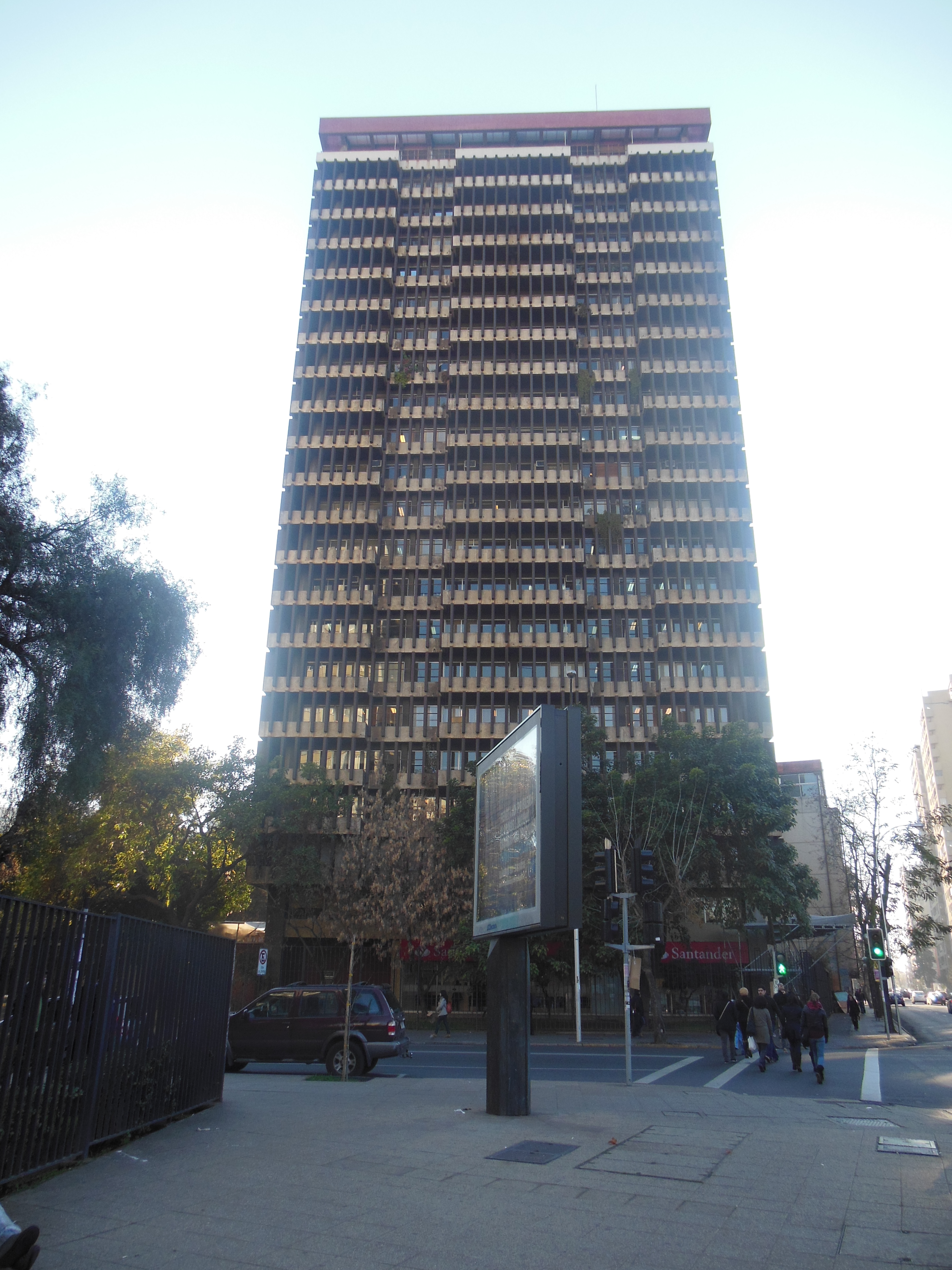 Jeden z głównych budynków Universidad de Chile